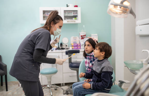 Best Tooth Extraction  in Monroeville, IN